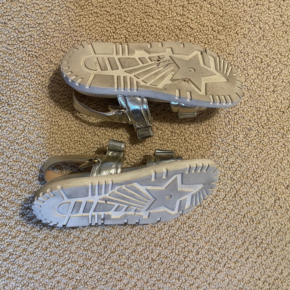 Dior Women’s Gold Sandals 39 - Picture 4 of 7